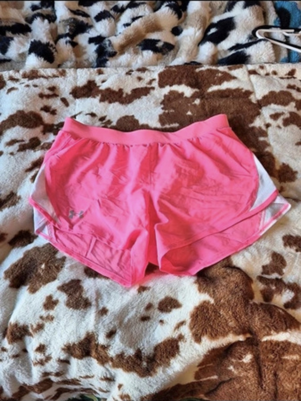 Under Armour Shorts Size Medium